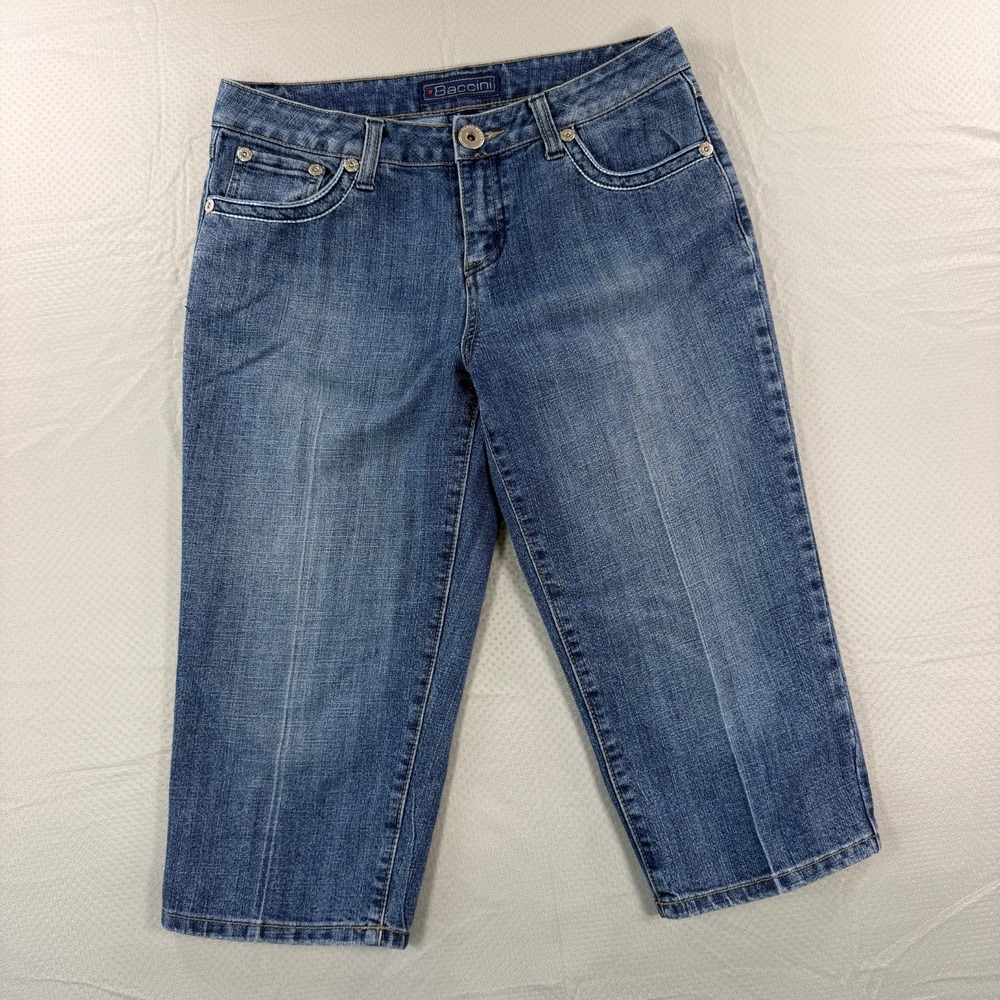 Baccini Womens Size 6 Denim Capris Medium Wash Stretch Knee Length Pedal Pushers